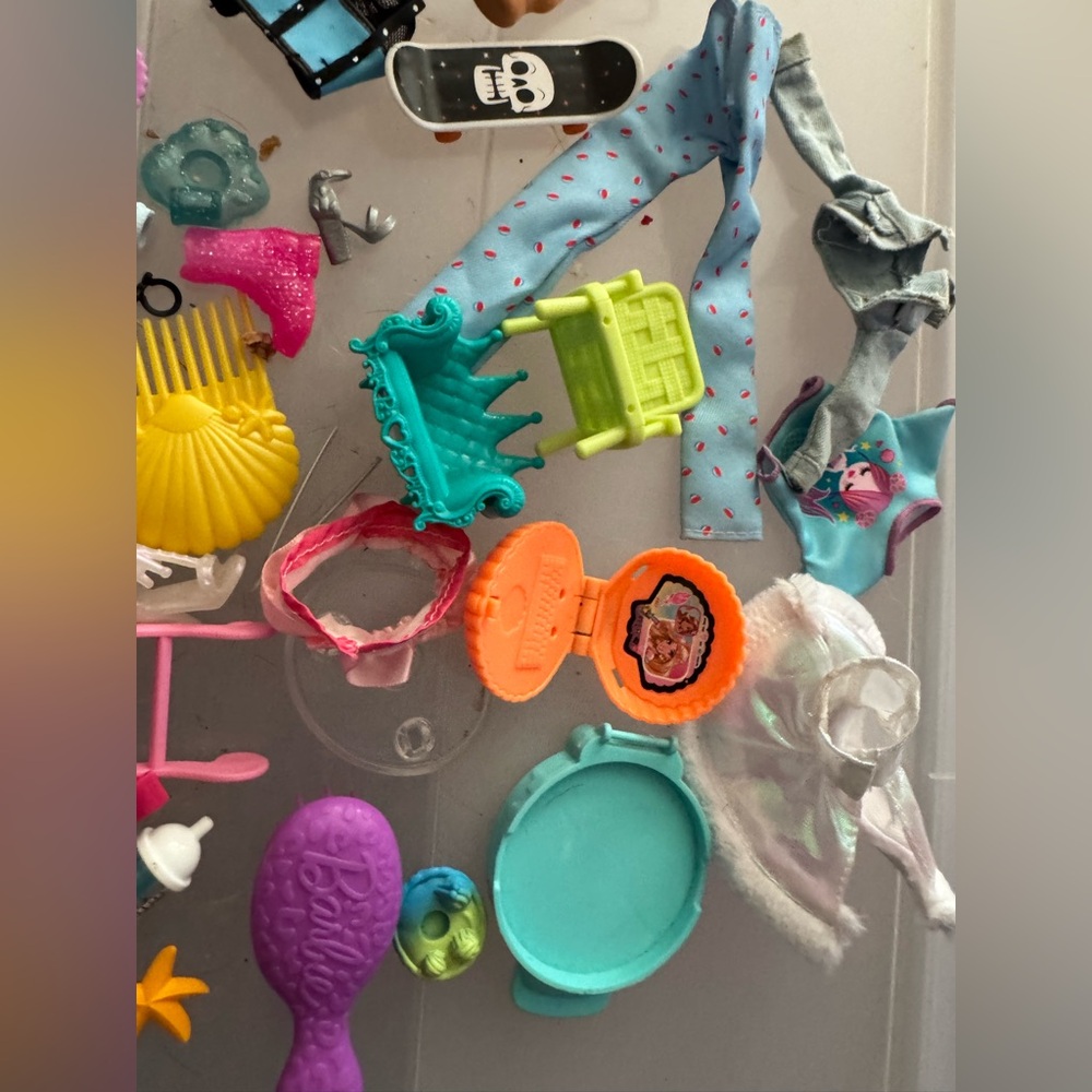 Barbie, Chelsea, monster high, mermaid high misc accessories - Picture 3 of 11